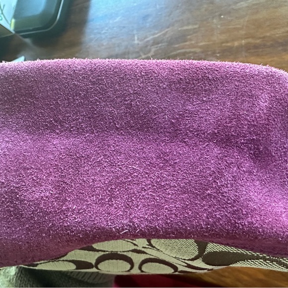 Mini vintage Coach Bag in good used condition. - Picture 3 of 5